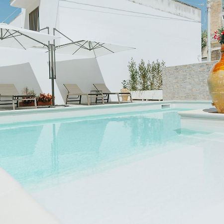 Antica Villa La Viola, Suite With Private Pool Lecce Bagian luar foto