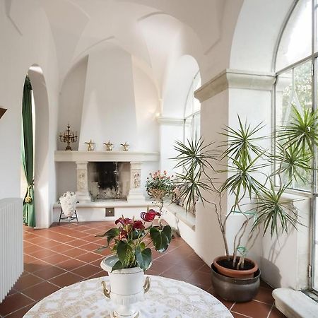Antica Villa La Viola, Suite With Private Pool Lecce Bagian luar foto