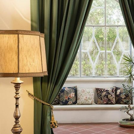 Antica Villa La Viola, Suite With Private Pool Lecce Bagian luar foto