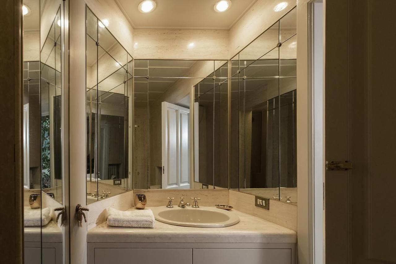 Antica Villa La Viola, Suite With Private Pool Lecce Bagian luar foto